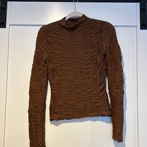 Pink Lily, The Workshop Medium Crunched Ribbed Mock Neck